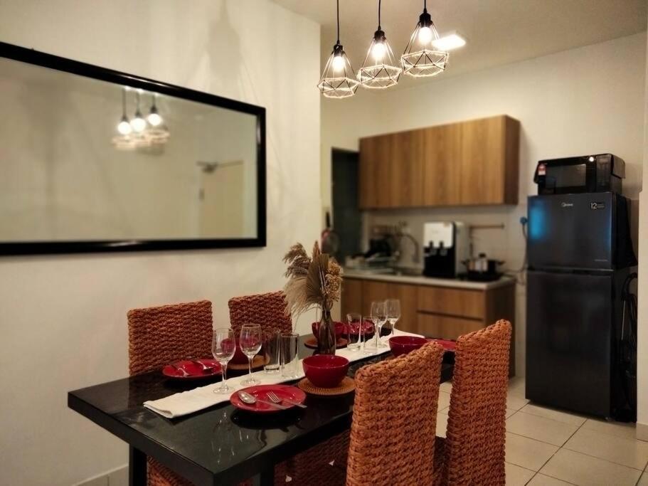 V Boho Home 3Bedroom 7-8Pax Eco Majestic Semenyih Beranang Eksteriør billede