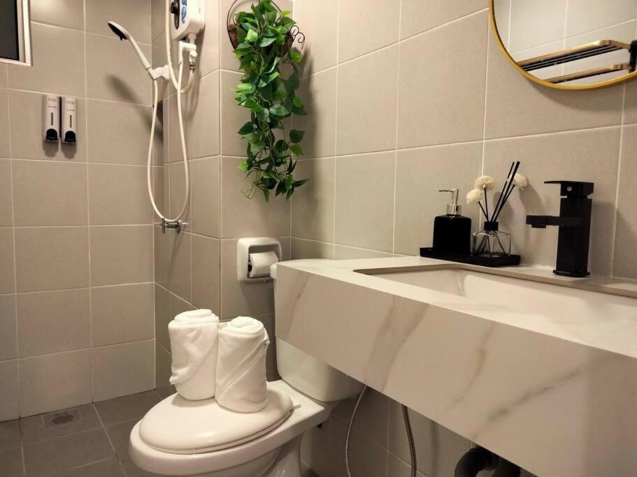 V Boho Home 3Bedroom 7-8Pax Eco Majestic Semenyih Beranang Eksteriør billede